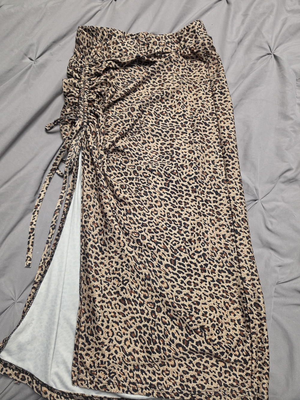 Leopard Print Side-Ruched Midi Skirt - Beige/Black